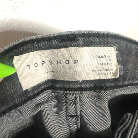Topshop | Grey Jamie Jeans - Picture 3 of 5